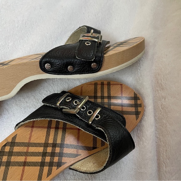 Burberry Wooden Slide Sandals - Picture 4 of 12